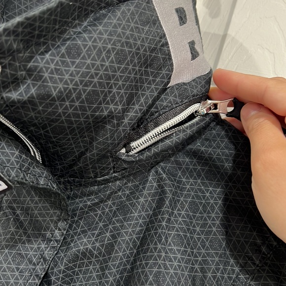 Bench Jacket Black Size M - Picture 5 of 6